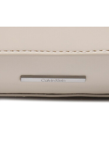 Calvin Klein Дамска чанта Ck Swing Crossbody Xs K60K610934 Бежов - Mera.bg