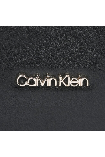 Calvin Klein Дамска чанта Daily Dressed Shopper K60K610449 Черен - Mera.bg