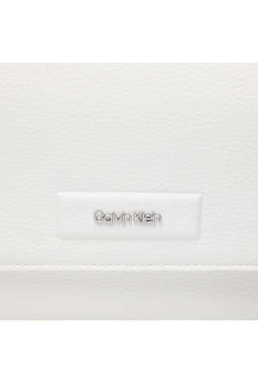 Calvin Klein Дамска чанта Dressed Ew Xbody K60K609186 Бял - Mera.bg