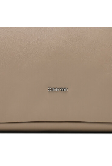 Calvin Klein Дамска чанта Elevated Soft Shoulder Bag Lg K60K610752 Кафяв - Mera.bg