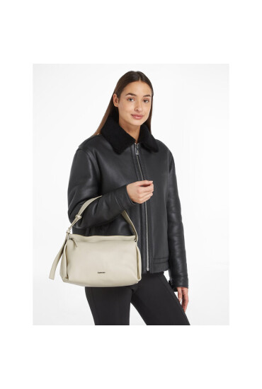 Calvin Klein Дамска чанта Elevated Soft Shoulder Bag Sm K60K610756 Екрю - Mera.bg