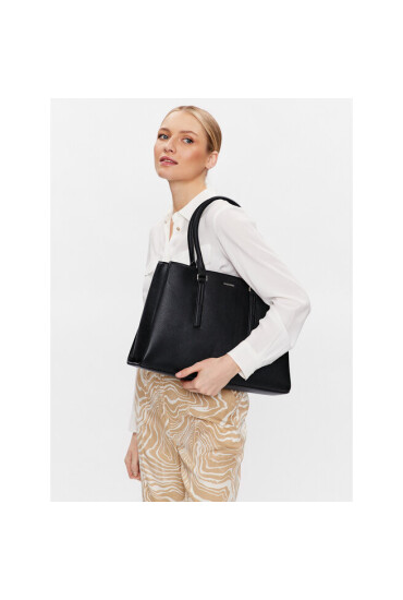 Calvin Klein Дамска чанта Elevated Tote Lg K60K610169 Черен - Mera.bg