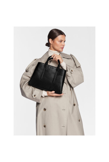 Calvin Klein Дамска чанта Elevated Tote Md Saffiano K60K610195 Черен - Mera.bg