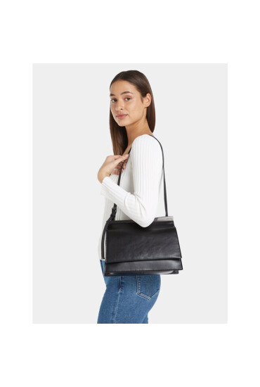 Calvin Klein Дамска чанта Metal Edge Shldr Bag Md W/ Flap K60K611171 Черен - Mera.bg