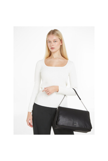 Calvin Klein Дамска чанта Puffed Shoulder Bag K60K611539 Черен - Mera.bg