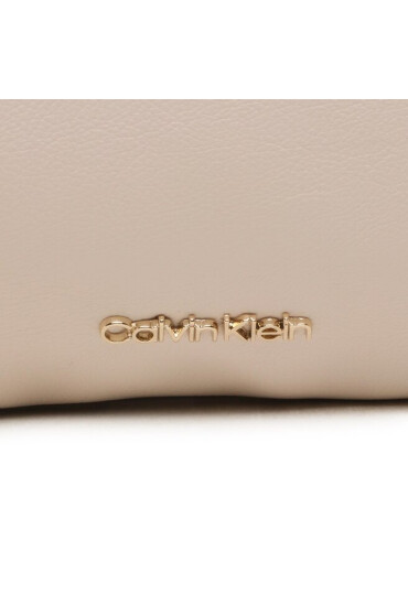 Calvin Klein Дамска чанта Puffed Xbody K60K611019 Бежов - Mera.bg