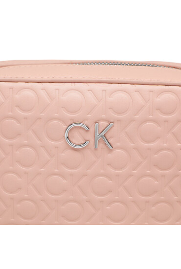 Calvin Klein Дамска чанта Re-Lock Camera Bag Emb Mono K60K610199 Розов - Mera.bg