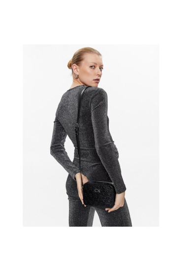 Calvin Klein Дамска чанта Re-Lock Camera Bag Emb Mono K60K610199 Ck Black BAX - Mera.bg