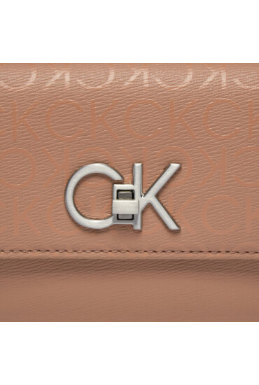 Calvin Klein Дамска чанта Re-Lock Camera Bag_Epi Mono K60K611565 Бежов - Mera.bg
