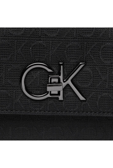 Calvin Klein Дамска чанта Re-Lock Camera Bag W/Flap Jcq K60K609685 BAX - Mera.bg
