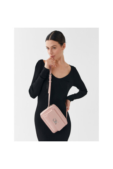 Calvin Klein Дамска чанта Re-Lock Camera Bag With Flap K60K609114 Розов - Mera.bg