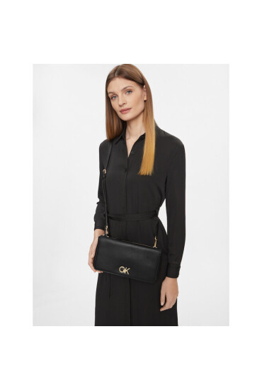 Calvin Klein Дамска чанта Re-Lock Double Gusette K60K611336 Черен - Mera.bg