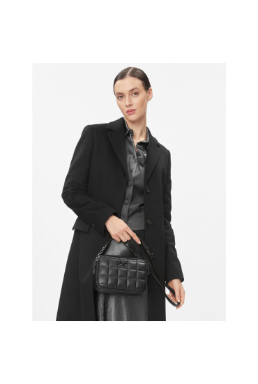 Calvin Klein Дамска чанта Re-Lock Quilt Camera Bag K60K610445 BAX - Mera.bg