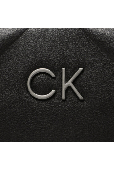 Calvin Klein Дамска чанта Re-Lock Quilt Camera Bag K60K610767 BAX - Mera.bg