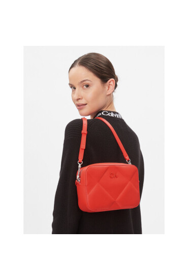 Calvin Klein Дамска чанта Re-Lock Quilt Camera Bag K60K610767 Оранжев - Mera.bg