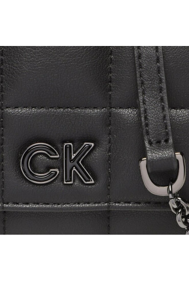 Calvin Klein Дамска чанта Re-Lock Quilt Trifold Md W/Strap K60K610476 BAX - Mera.bg
