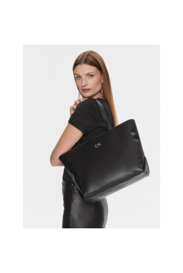 Calvin Klein Дамска чанта Re-Lock Seasonal Shopper Lg K60K611334 Черен - Mera.bg