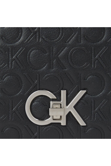 Calvin Klein Дамска чанта Re-Lock Shoulder Bag Md - Emb K60K611061 Ck Black BAX - Mera.bg
