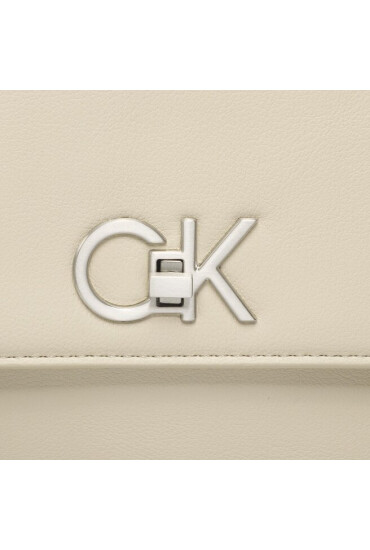 Calvin Klein Дамска чанта Re-Lock Tote Md K60K610773 Бежов - Mera.bg