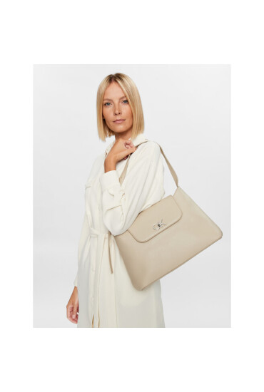 Calvin Klein Дамска чанта Re-Lock Tote Md K60K610773 Бежов - Mera.bg