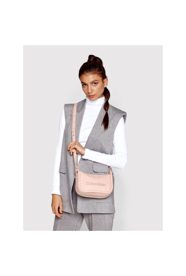 Calvin Klein Дамска чанта Resort Camera Bag K60K609639 Розов - Mera.bg