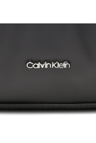 Calvin Klein Дамска чанта Soft Cres Shoulder Bag Md K60K610421 Черен - Mera.bg