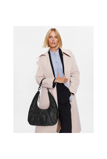 Calvin Klein Дамска чанта Soft Nylon Cres Shoulder Bag Md K60K610645 Черен - Mera.bg