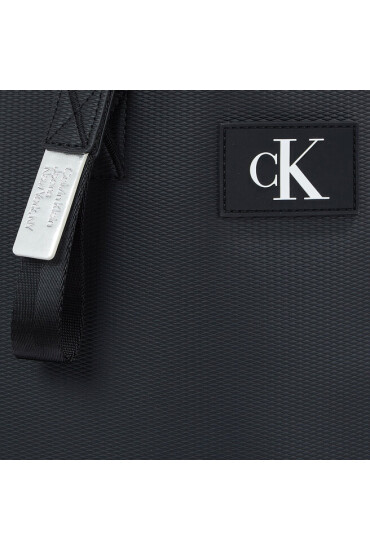 Calvin Klein Дамска чанта Tagged Slim Tote34 K60K610834 Черен - Mera.bg