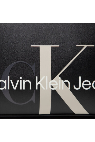 Calvin Klein Jeans Дамска чанта - Mera.bg
