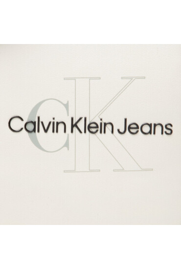 Calvin Klein Jeans Дамска чанта - Mera.bg