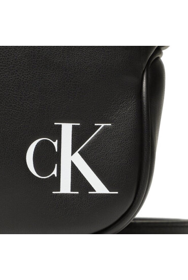Calvin Klein Jeans Дамска чанта - Mera.bg