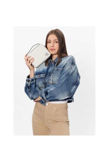 Calvin Klein Jeans Дамска чанта Minimal Monogram Camera Bag18 K60K610331 YBI - Mera.bg