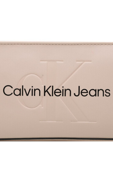 Calvin Klein Jeans Дамска чанта - Mera.bg