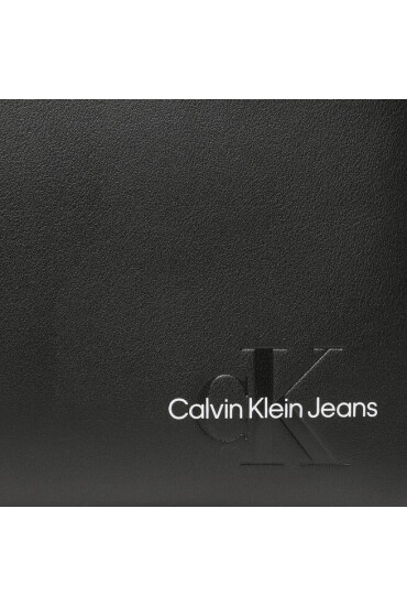 Calvin Klein Jeans Дамска чанта Sculpted Shoulder Bag W/Chain24 K60K610565 Черен - Mera.bg