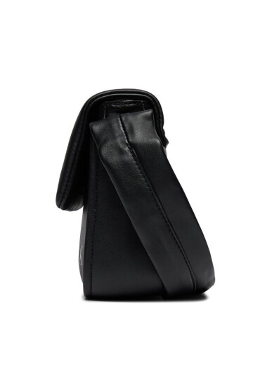 Calvin Klein Jeans Дамска чанта Block Flap Shoulderbag25 Pu K60K611467 Черен - Mera.bg