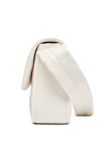 Calvin Klein Jeans Дамска чанта Block Flap Pu K60K611467 Бял - Mera.bg
