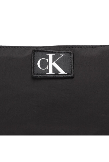 Calvin Klein Jeans Дамска чанта City Nylon Shoulder Pouch25 K60K610059 Черен - Mera.bg