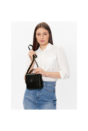 Calvin Klein Jeans Дамска чанта Minimal Monogram Boxy Flap Cb19 K60K610330 BDS - Mera.bg