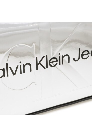 Calvin Klein Jeans Дамска чанта Sculped Camera Bag K60K610396 Сребрист - Mera.bg