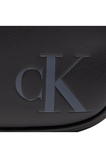 Calvin Klein Jeans Дамска чанта Sculpted Camera Bag18 Mono K60K610065 BDS - Mera.bg