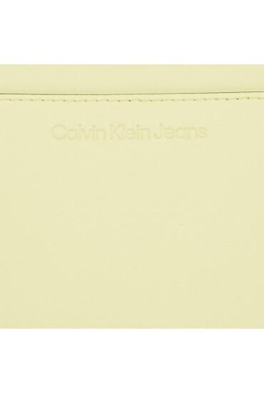 Calvin Klein Jeans Дамска чанта Sculpted Camera Pouch 21 Mono K60K610681 ZCW - Mera.bg
