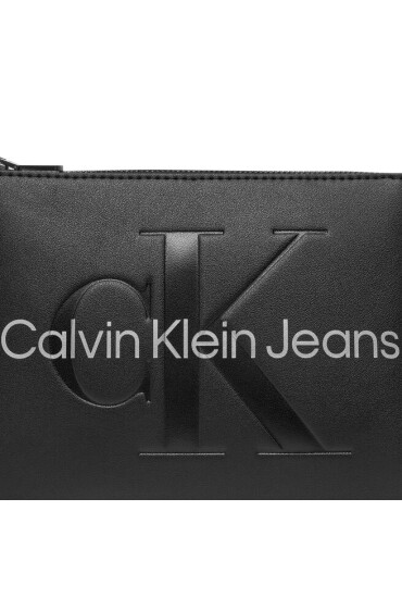 Calvin Klein Jeans Дамска чанта Sculpted Camera Pouch21 Mono K60K610681 Black/Metallic Logo 0GL - Mera.bg