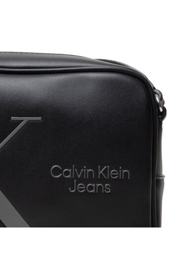 Calvin Klein Jeans Дамска чанта Sculpted Large Camera Bag Dyn K60K609309 BDS - Mera.bg