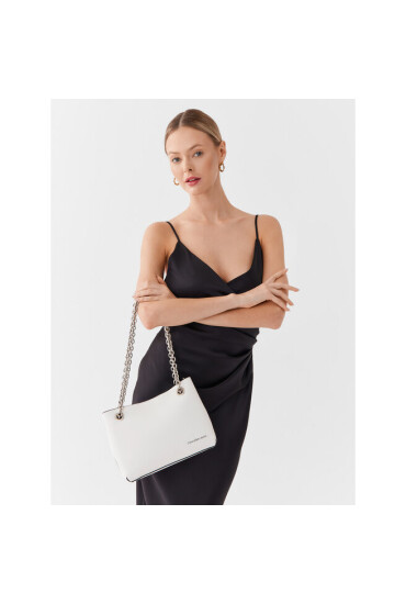 Calvin Klein Jeans Дамска чанта Sculpted Shoulder Bag W/Chain24 K60K610565 YBH - Mera.bg