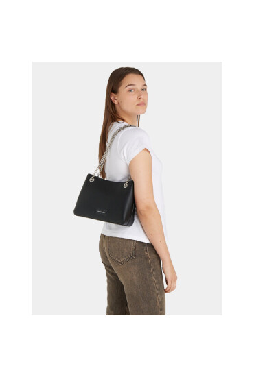 Calvin Klein Jeans Дамска чанта Sculpted Shoulder Bag24 Chain K60K611185 Black BDS - Mera.bg