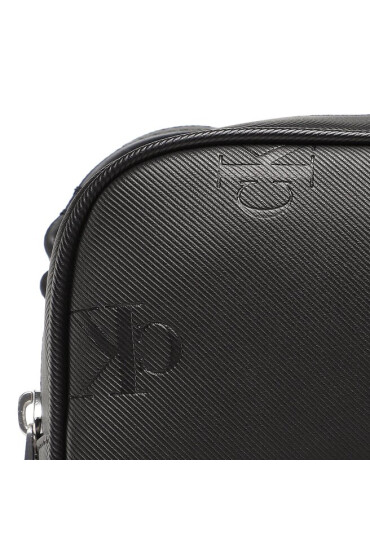 Calvin Klein Jeans Дамска чанта Sleek Camera Bag 18 Aop K60K610322 Черен - Mera.bg