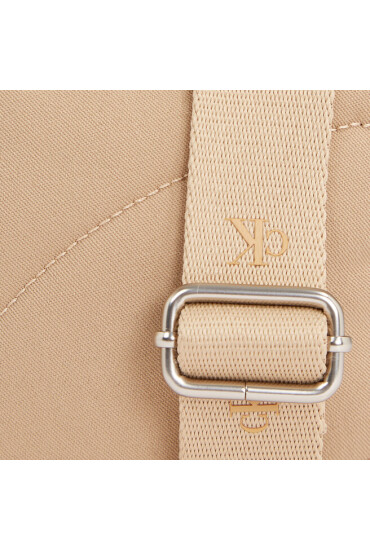 Calvin Klein Jeans Дамска чанта Ultralight Dblzipcamera Bag21 Qt K60K610853 Бежов - Mera.bg