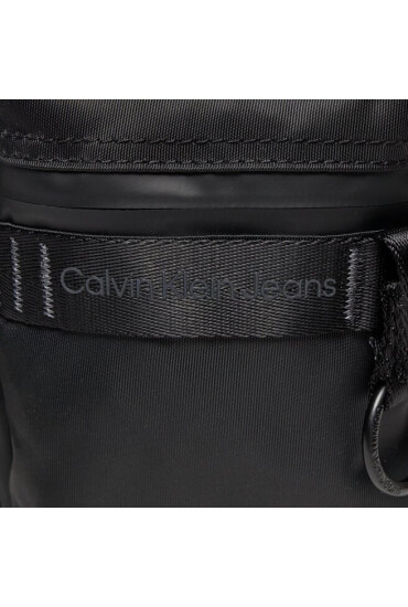 Calvin Klein Jeans Мъжка чантичка Urban Explorer Reporter I8 K50K509817 Черен - Mera.bg