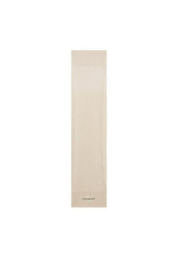 Calvin Klein Jeans Зимен шал Monologo Embro Knit Scarf K60K611262 Екрю - Mera.bg