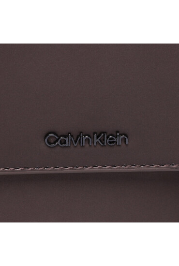 Calvin Klein Калъф за телефон Ck Must Phone Pouch Rubberized K60K610230 PBN - Mera.bg